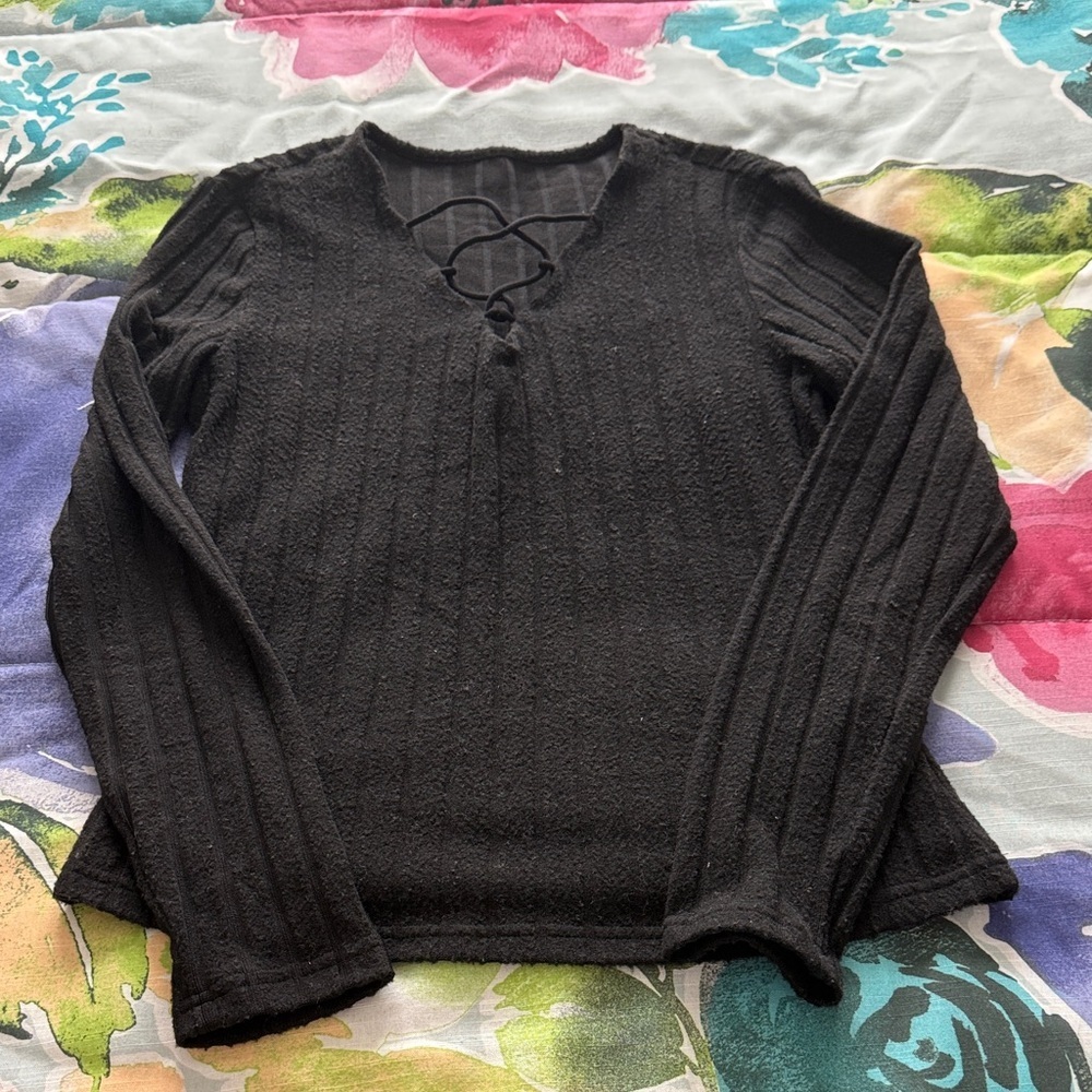 SHEIN Black V-Neck Sweater